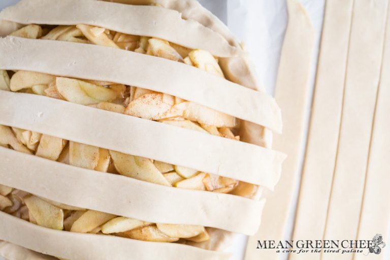 Caramel apple pie with lattice work