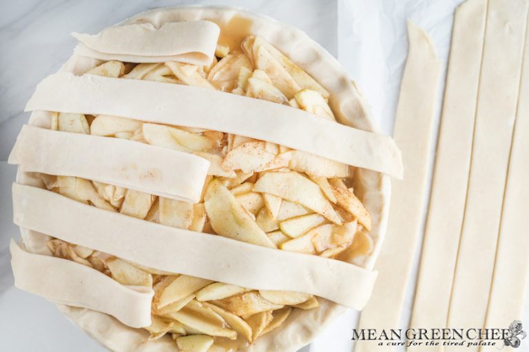 Caramel apple pie with lattice work