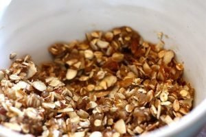 Cinnamon Oatmeal Crumble for Pumpkin Cream Cheese Bread