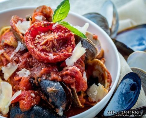 Pasta Pescatore in a large white bowl ready to be served.